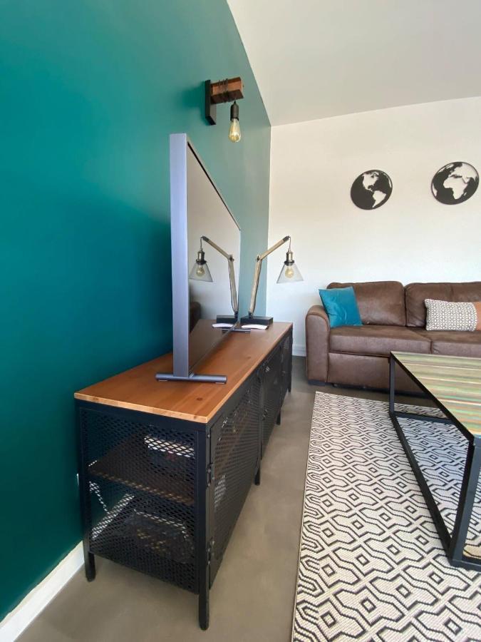 T2 Completely Renovated In A Quiet Area Close To City Center Tours Exterior foto